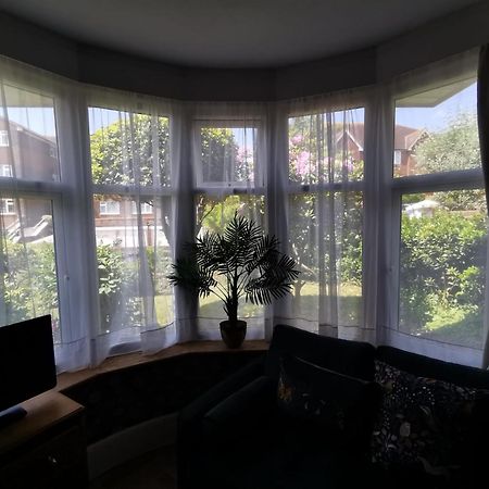 William Morris, Spacious Ground Floor Lux Double Bedroom Bexhill-on-Sea Dış mekan fotoğraf
